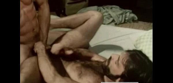  Vintage porn star Al Parker fucks Bob Blount in INCHES (1979)